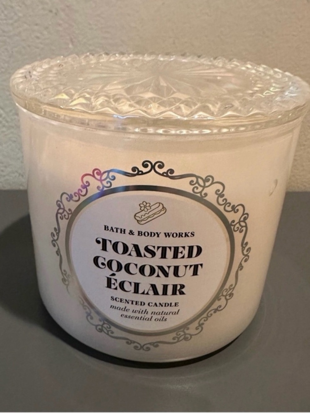 Bath & Body Works Toasted Coconut Eclair Candle 3 Wick Discontinued Rare